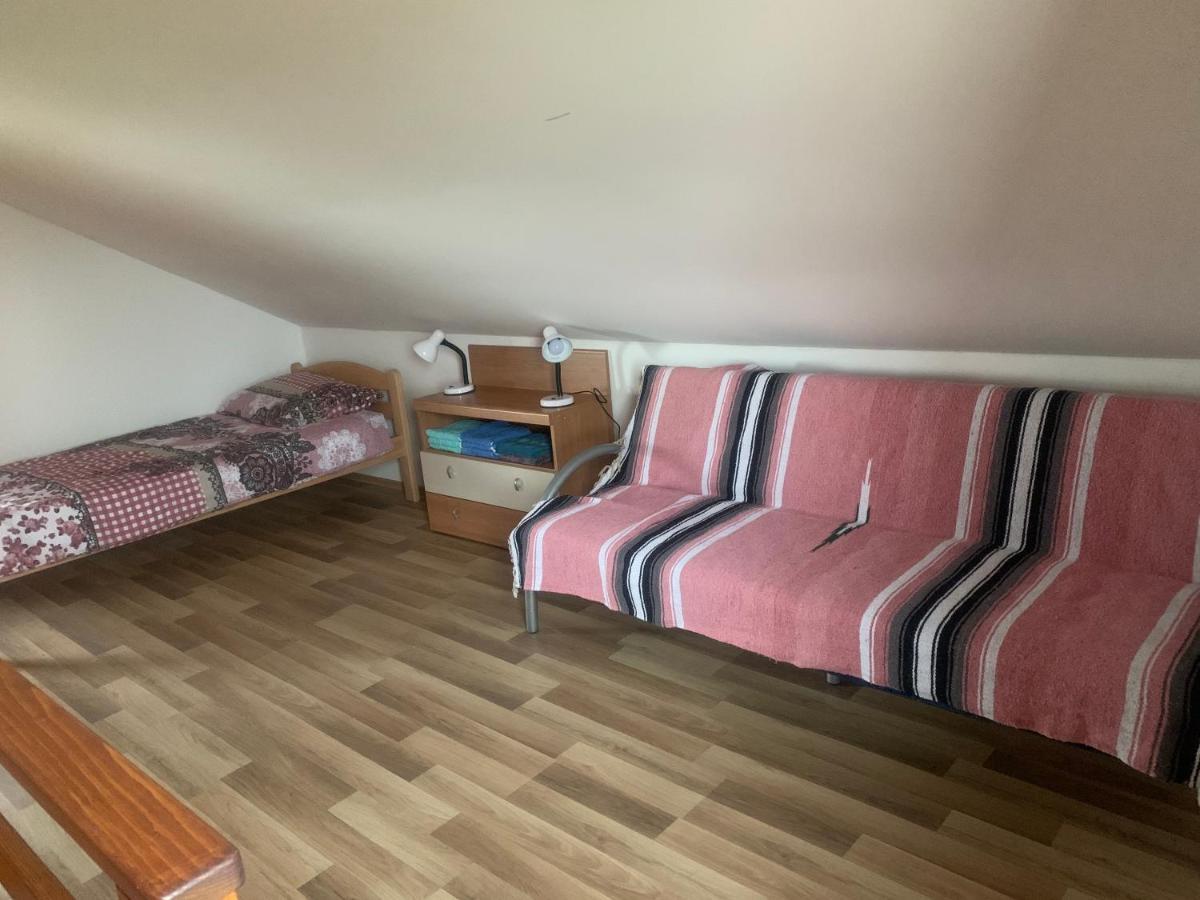 Apartma Med Vinogradi Ljutomer Kültér fotó